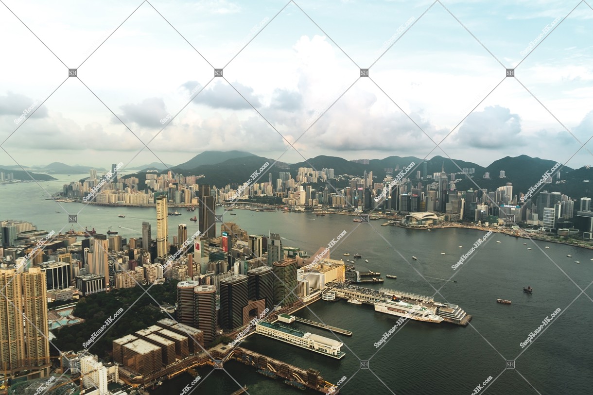 SKY100から見る香港島と九龍半島の風景