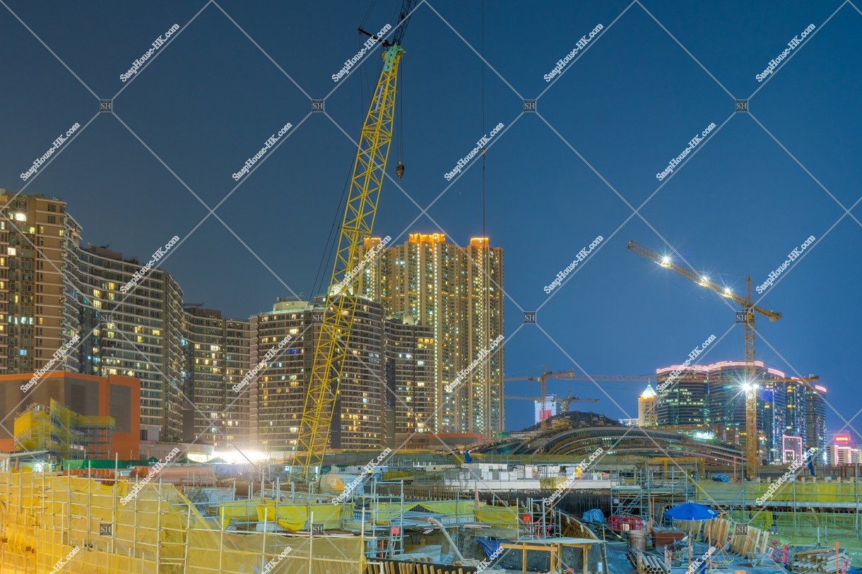 夜の建設中の西九龍駅 その③