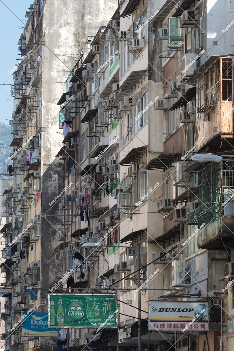 九龍城にある古いマンションの外壁 香港の写真素材なら Snaphouse Hk 香港写真素材屋