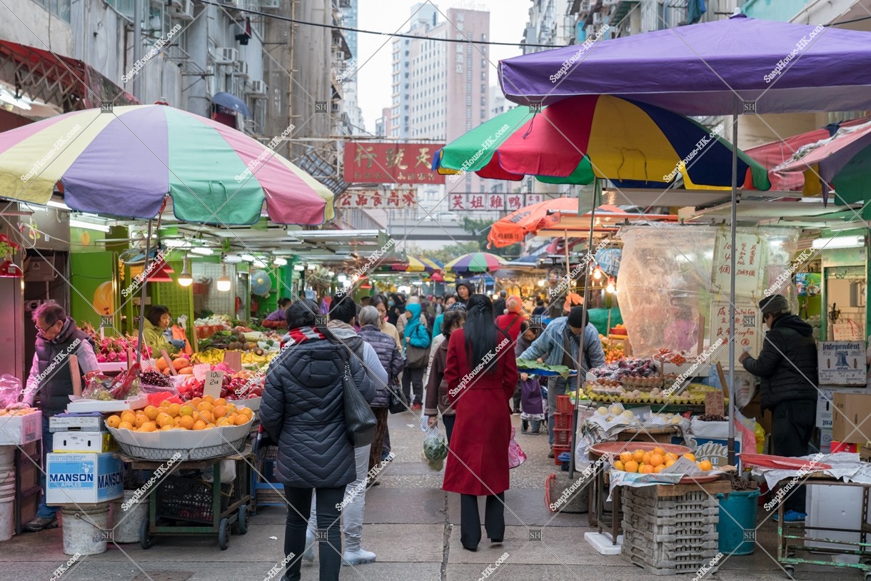 油麻地 新填地街街市の朝の様子