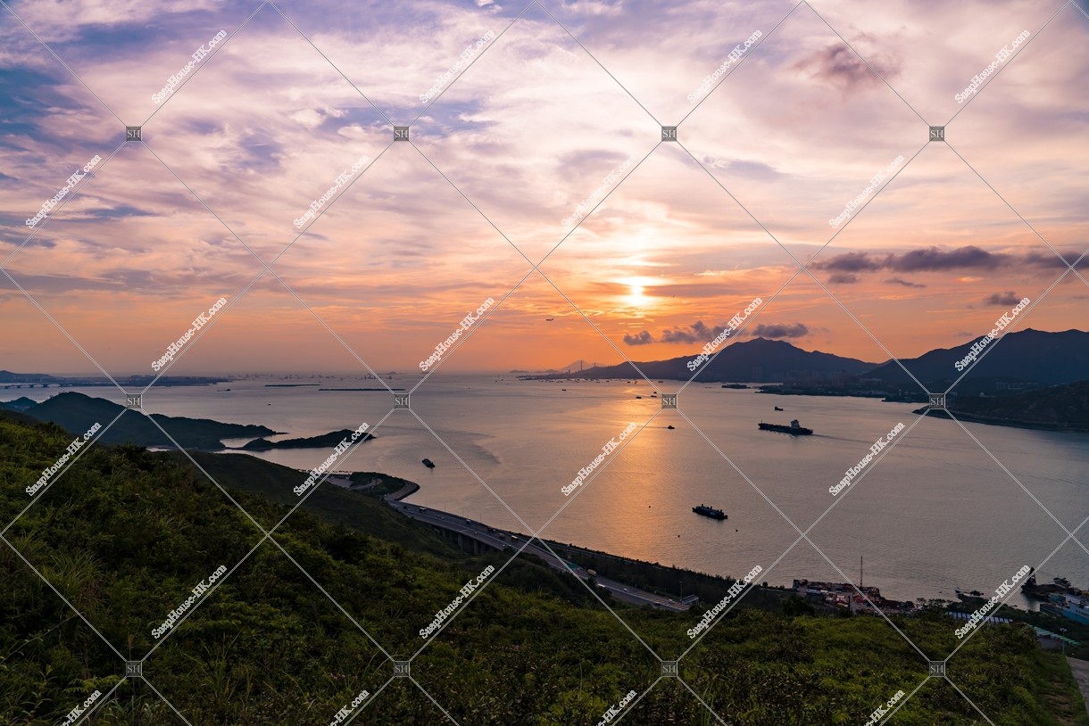大嶼山（ランタオ島）から見る夕日 その②