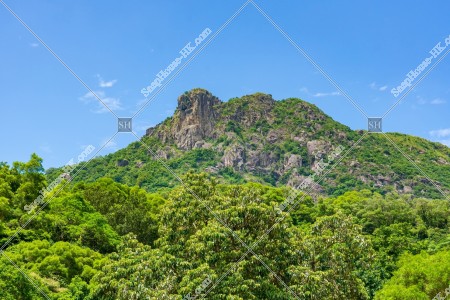 獅子山と青空 その⑤