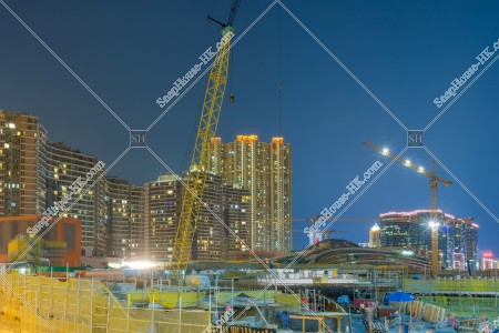 夜の建設中の西九龍駅 その③