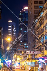 油麻地と旺角の夜の街並みの風景