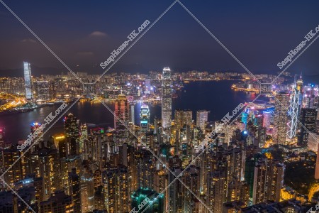 ヴィクトリア・ピークから見る香港の都市の夜景 その③