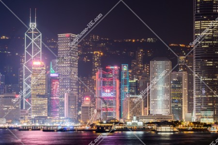 セントラル（中環）エリアの高層ビル群の夜景