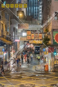 灣仔 灣仔道の夜景 [縦向き]