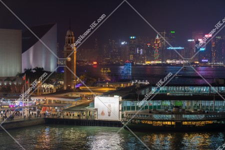 尖沙咀 時計台(尖沙咀鐘樓)付近の夜景