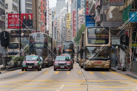 佐敦 彌敦道（ネイザンロード） バスとタクシー