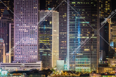 セントラル(中環) ifc2の低層の夜景