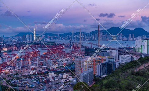 葵青コンテナターミナル(葵青貨櫃碼頭)、西九龍、香港島の夕景 その①