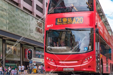 佐敦 A20のバス