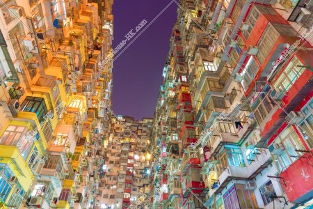 鰂魚涌 怪獣マンション（怪獣大廈） の夜 その⑪