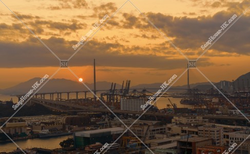 夕陽と昂船洲大橋（ストーンカッターズ橋） その①