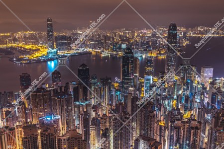 ヴィクトリア・ピークから見る香港の深夜の夜景 その⑤