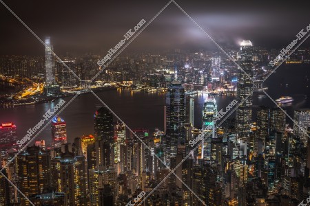 曇天時のヴィクトリア・ピークから見る香港の夜景 その④
