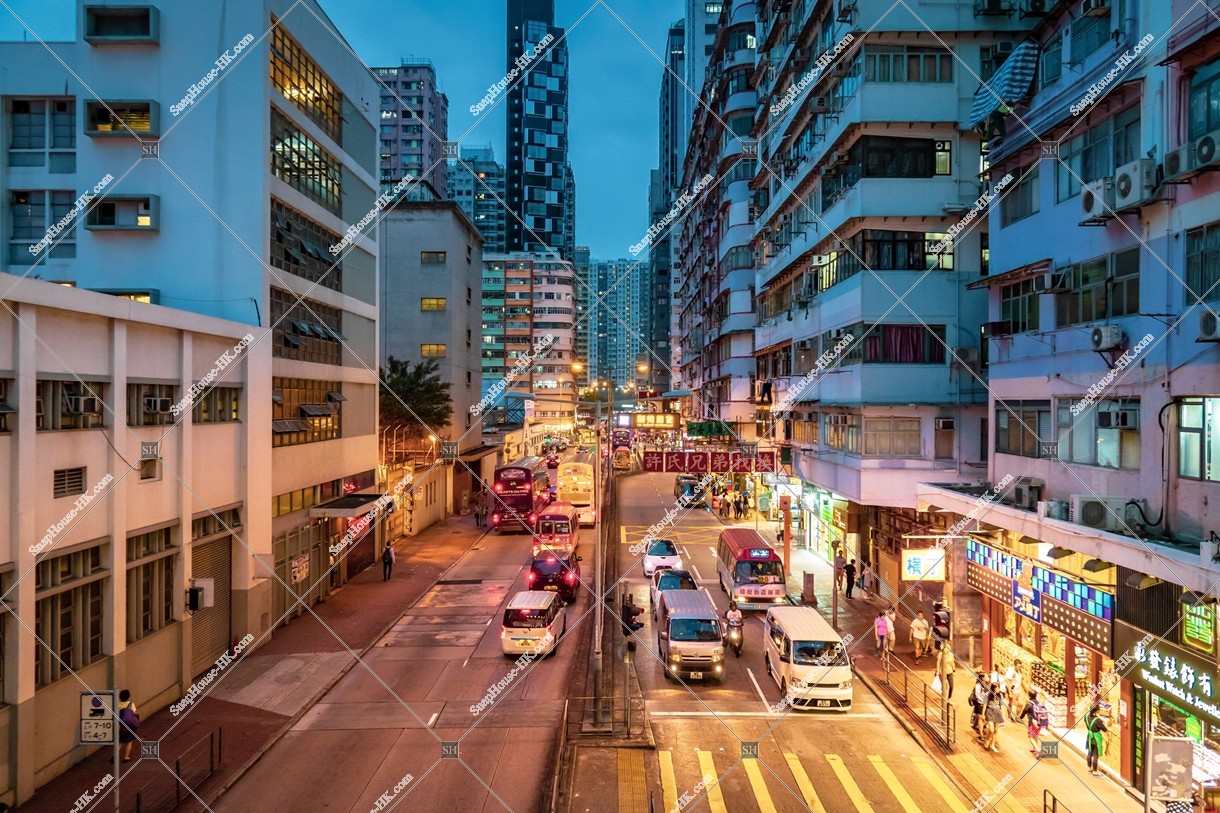 Street view of Mong Mok in the evening, No.2