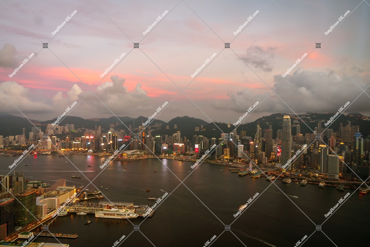 Landscape of Hong Kong Island at dusk, view from SKY100