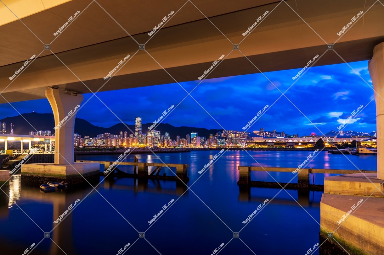 In front of Kwun Tong Public Pier at night, Kwun Tong, No.2