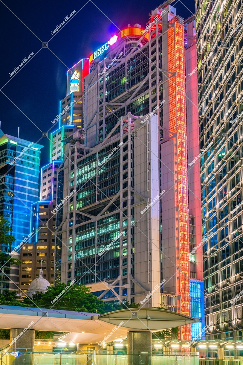 HSBC Main Building at night, Central