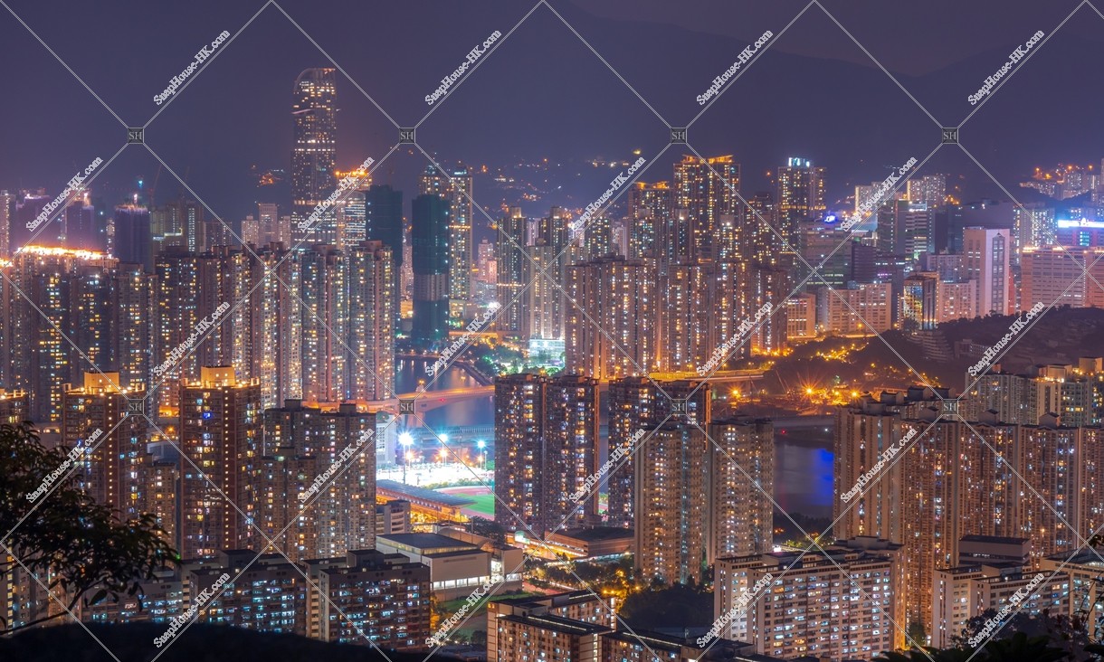 Cityscape of Tsuen Wan at night, No.1