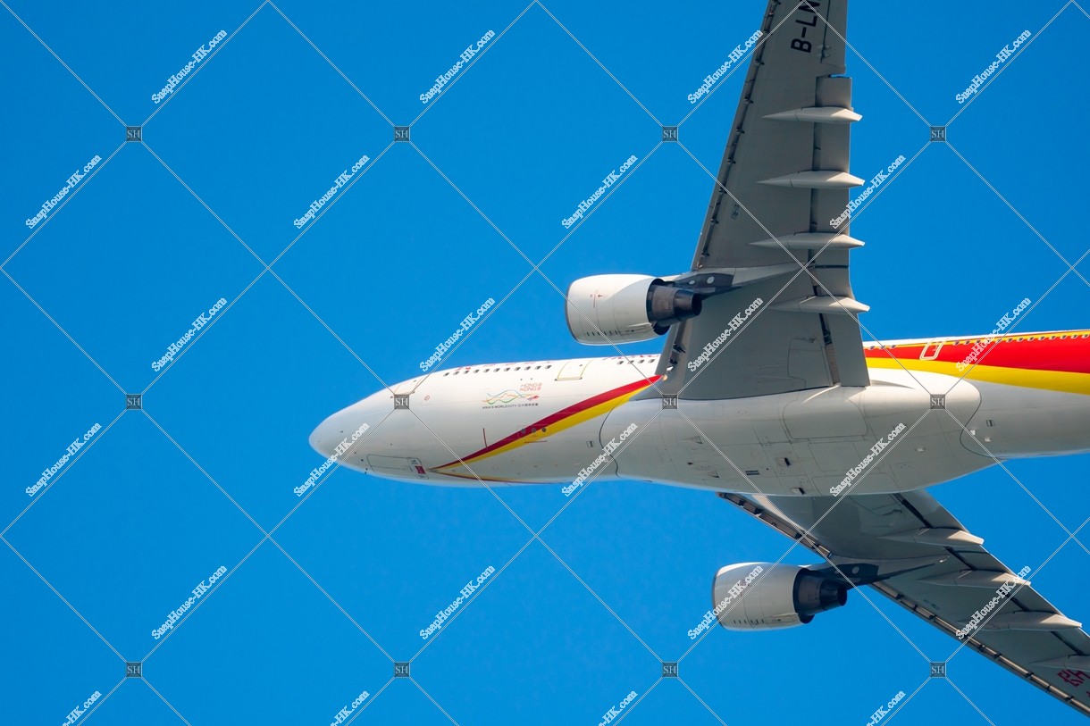 Hong Kong Airlines Airplane, No.3