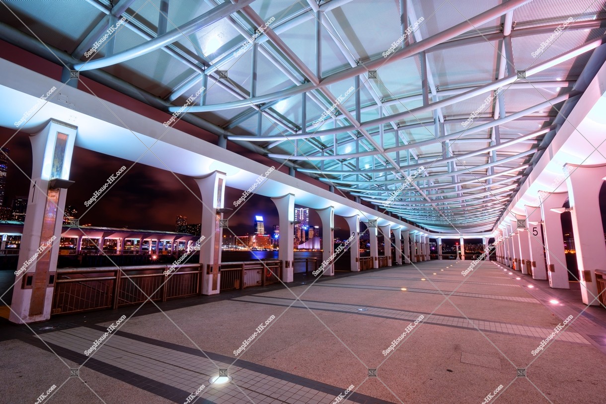 Central Ferry Piers at night, No.3