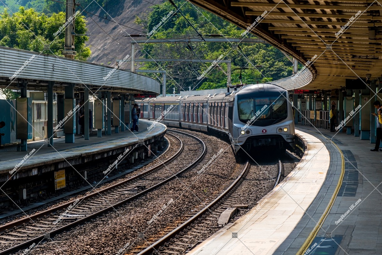 MTR East Rail Line, Arriving trains ②