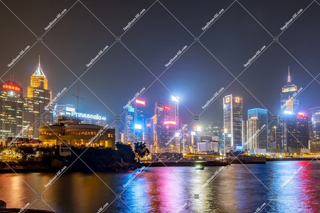Night view of Victoria Harbour from Causeway to Wan Chai