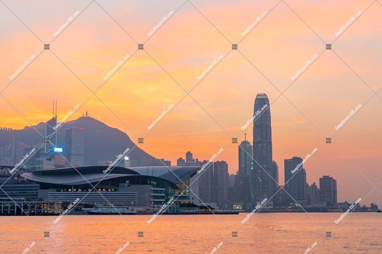 View of before sunset of Wan Chai 
exhibition and Central