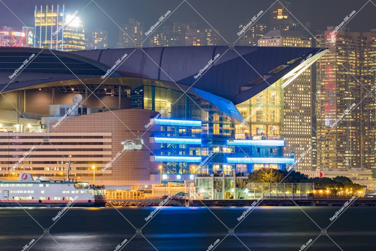 Hong Kong Convention and Exhibition Centre at night