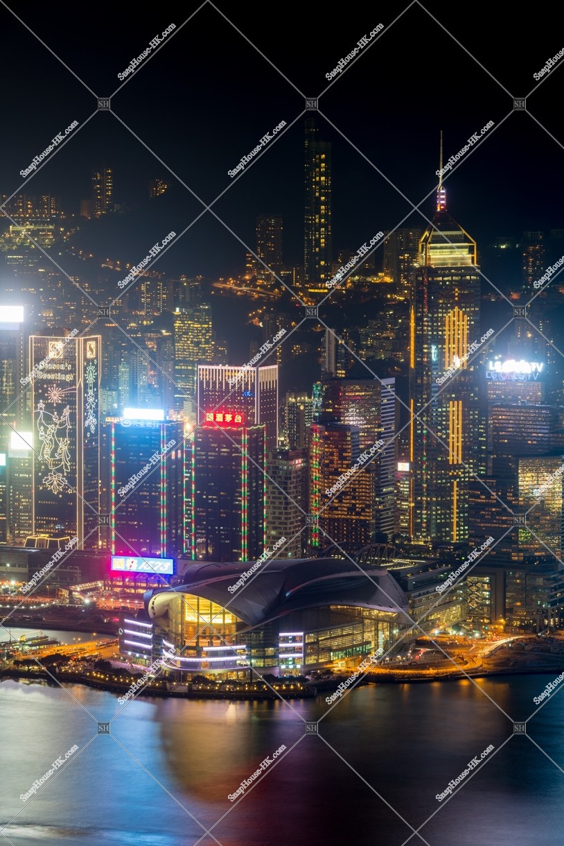 Night view of the high-rise building at Wan Chai [Portrait]