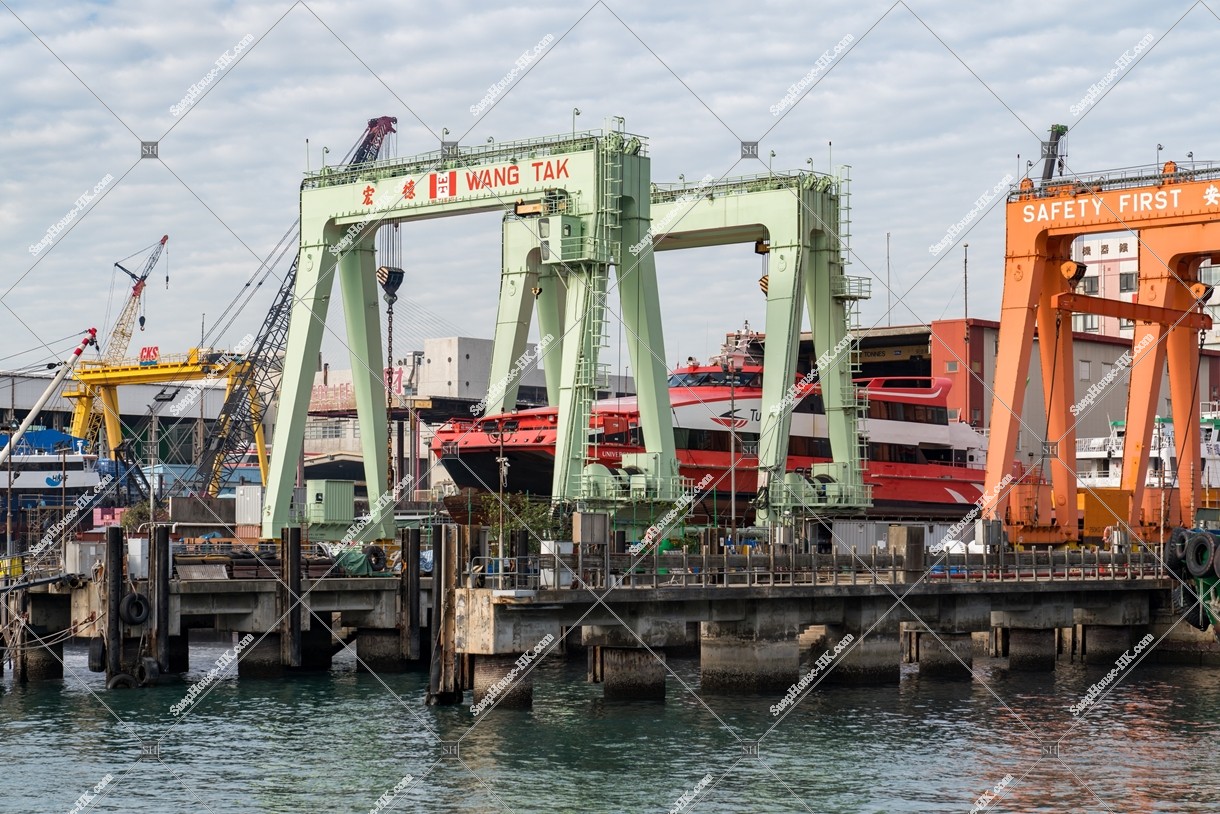 The CC maintained at a dock