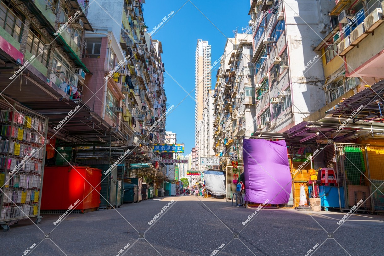 View of Fuk Wa St, Sham Shui Po on the morning [Low-angle shot] No.3
