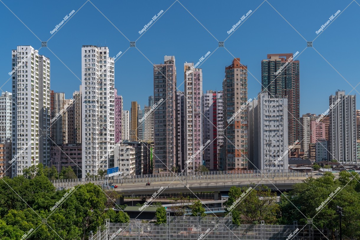 View old mansions in Mong Kok