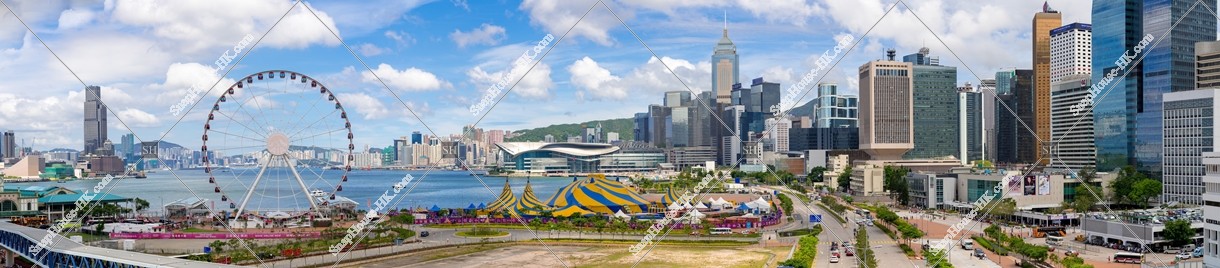 Panoramatic view of Central to Wan Chai with the Hong Kong Observation Wheel 