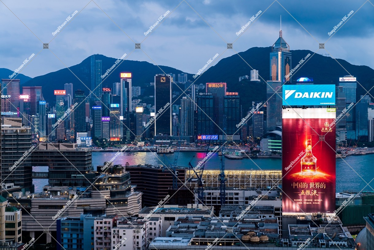 Evening scene of Tsim Sha Tsui and Wan Chai No.2