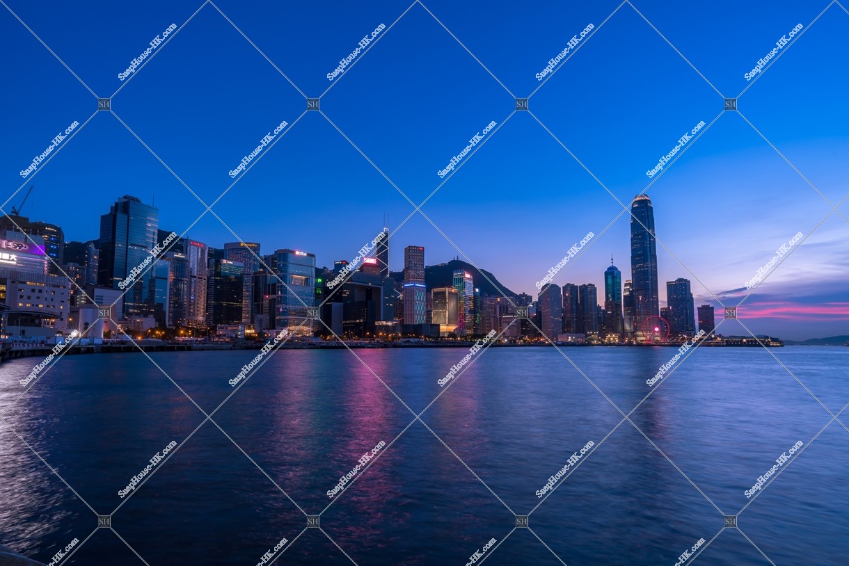 Night view of high-rise buildings at Central to Admiralty, No.1