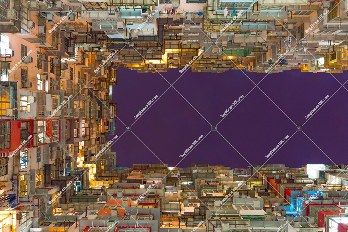 Night view of Monster Building at Quarry Bay, No.8