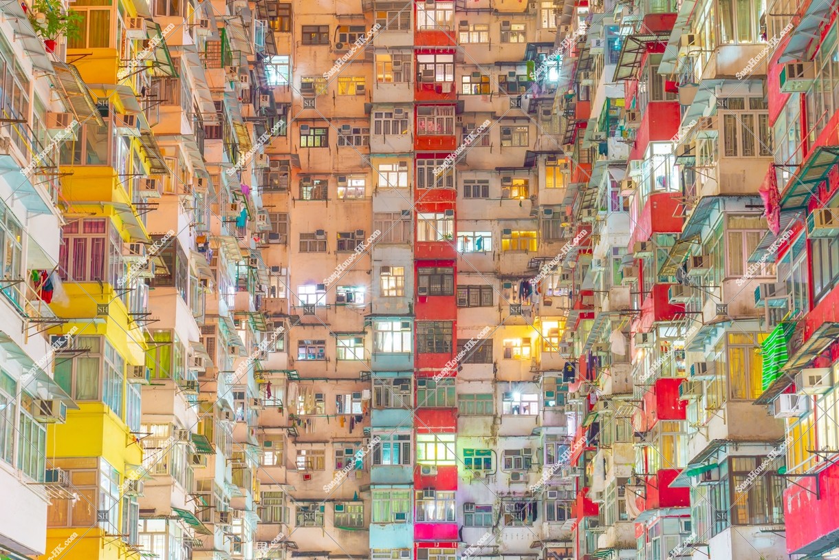 Night view of Monster Building at Quarry Bay, No.13