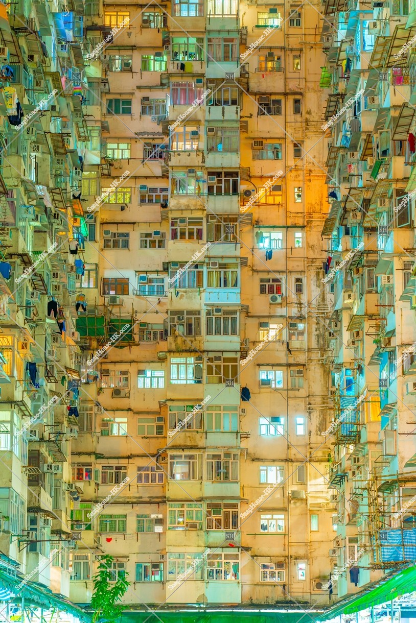 Night view of Monster Building at Quarry Bay, No.23