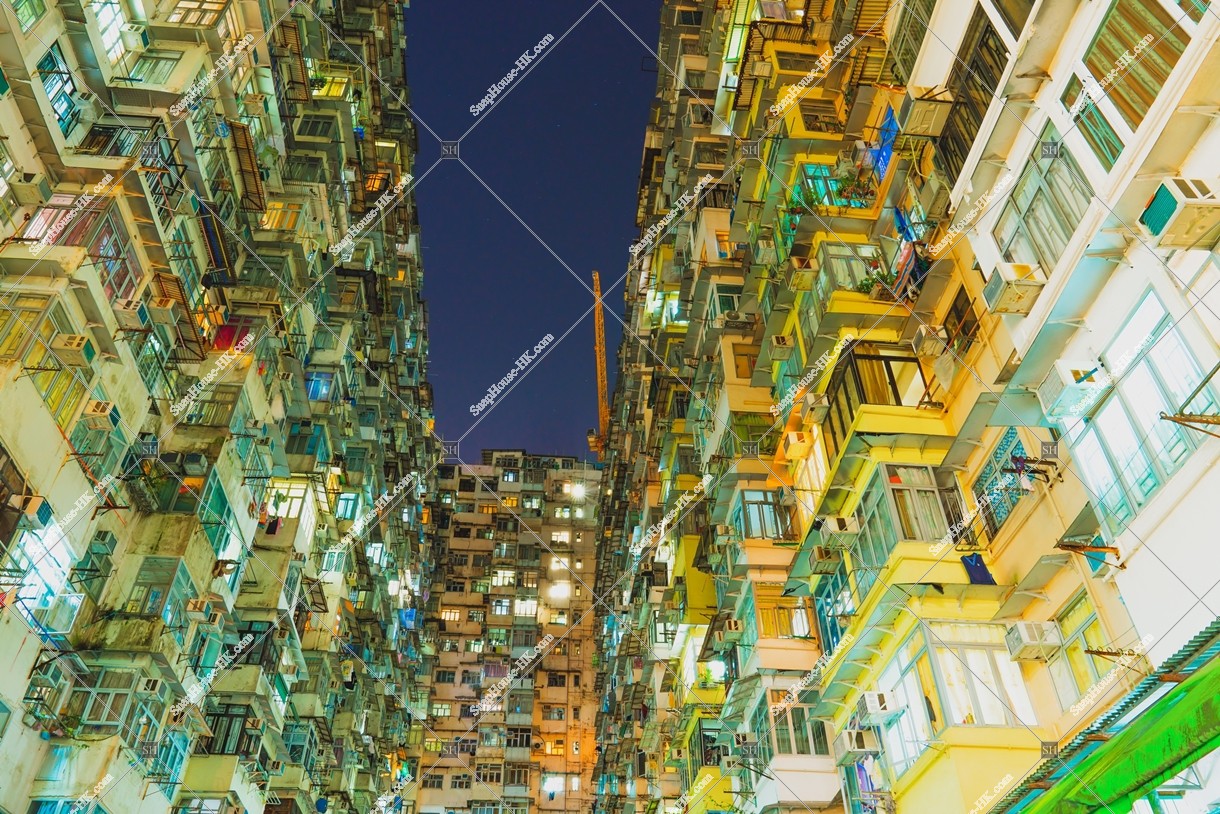 Night view of Monster Building at Quarry Bay, No.24