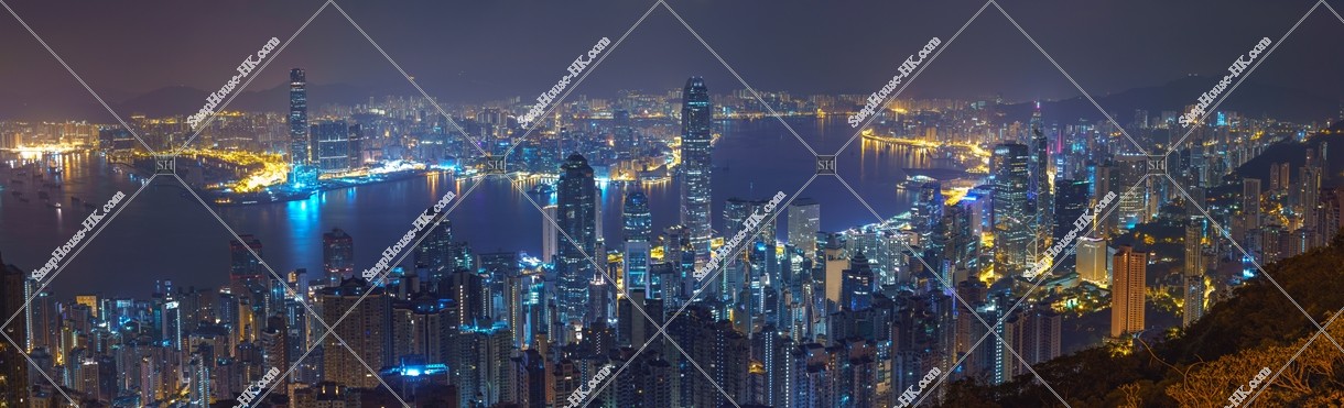 Panoramatic midnight view of Hong Kong from The Peak, No.1