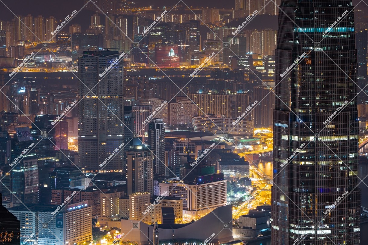 Midnight view of ifc2 and Kowloon from The Peak, No.2