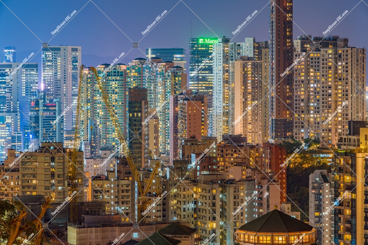 Night view of the high-rise buildings at Causeway Bay, No.1