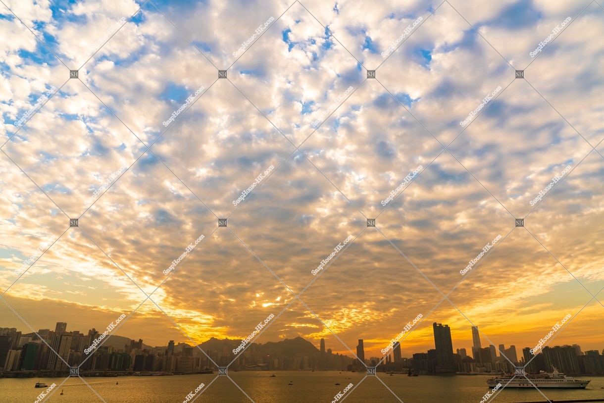 Cirrocumulus cloud and Cityscape of Hong Kong in sunset time, No.2