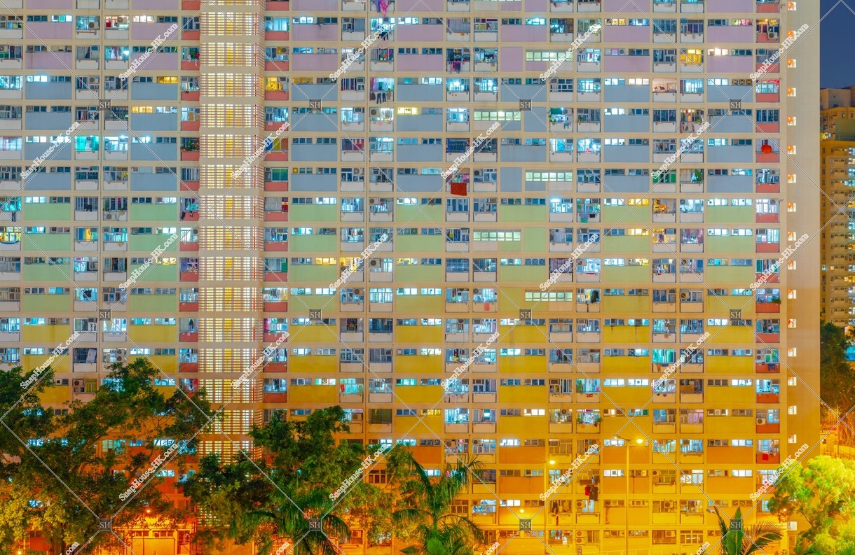 Public Housing "Choi Hung Estate" at Choi Hung at night, No.3