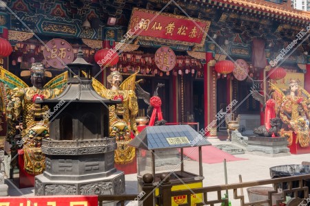 The Main Altar(黃大仙師寶殿) at Wong Tai Sin Temple, No.1