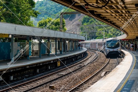 MTR East Rail Line, Arriving trains