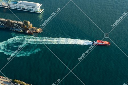 Turbojet departing from China Ferry Terminal